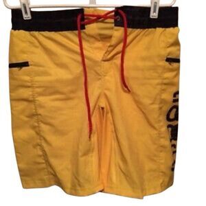 2P88D SIZE LARGE ELASTIC WAIST BOARD SHORTS